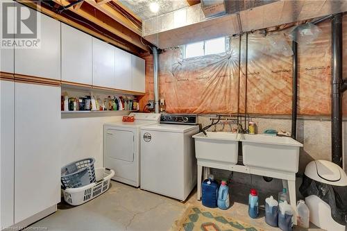 144 Cove Crescent, Stoney Creek, ON - Indoor Photo Showing Laundry Room