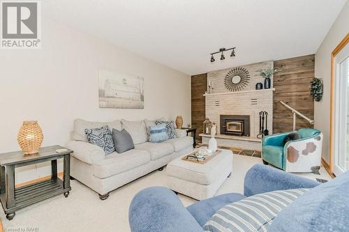 5776 Wellington Rd 26, Rockwood, ON - Indoor Photo Showing Living Room With Fireplace