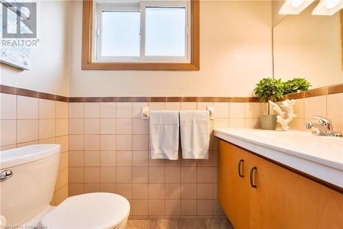 67 Edgewood Avenue, Hamilton, ON - Indoor Photo Showing Bathroom