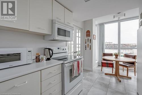 415 Locust Street Unit# 1001, Burlington, ON - Indoor Photo Showing Kitchen