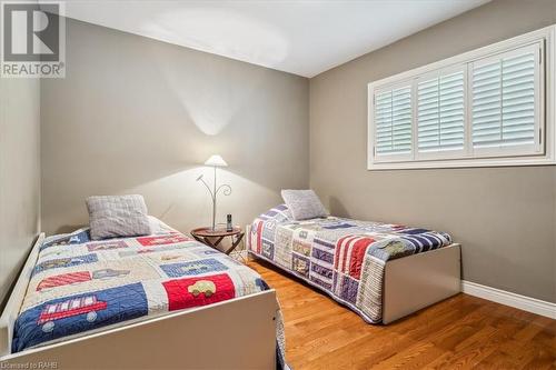 501 Upper Paradise Road, Hamilton, ON - Indoor Photo Showing Bedroom