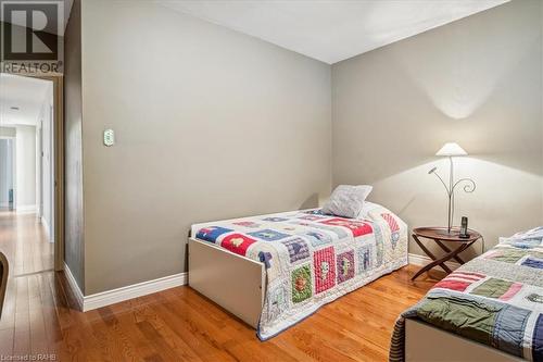 501 Upper Paradise Road, Hamilton, ON - Indoor Photo Showing Bedroom