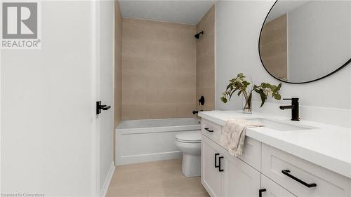 121 Whitefish Crescent, Stoney Creek, ON - Indoor Photo Showing Bathroom