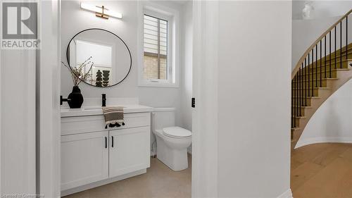 121 Whitefish Crescent, Stoney Creek, ON - Indoor Photo Showing Bathroom