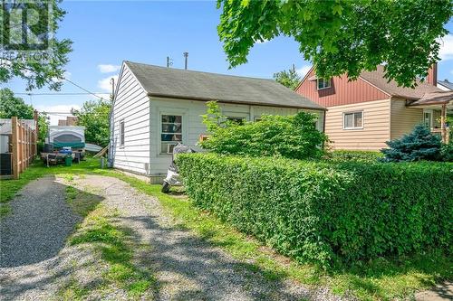 389 Navy Street, Welland, ON - Outdoor