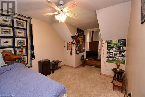 804 Nebo Road, Hamilton, ON - Indoor Photo Showing Bedroom