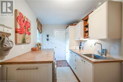 194 Wilson Street E, Ancaster, ON - Indoor Photo Showing Kitchen