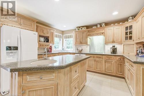 5146 Township Road 1, Guelph/Eramosa, ON - Indoor Photo Showing Kitchen