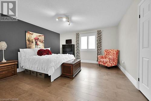 183 Diiorio Circle, Ancaster, ON - Indoor Photo Showing Bedroom