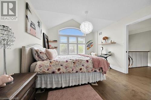 183 Diiorio Circle, Ancaster, ON - Indoor Photo Showing Bedroom