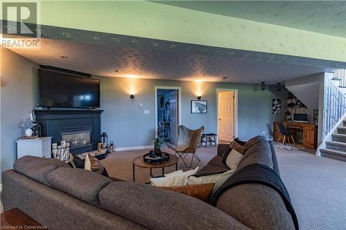 11635 Burnaby Road, Wainfleet, ON - Indoor Photo Showing Living Room With Fireplace