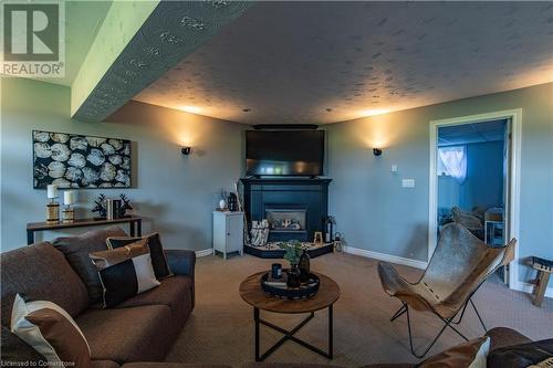 11635 Burnaby Road, Wainfleet, ON - Indoor Photo Showing Living Room With Fireplace