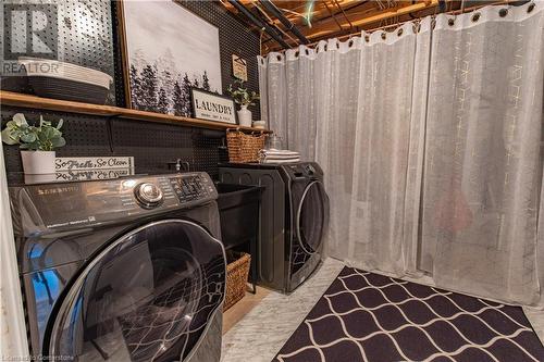 11635 Burnaby Road, Wainfleet, ON - Indoor Photo Showing Laundry Room