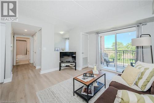 60 Lynnmore Street Unit# 307, Guelph, ON - Indoor Photo Showing Living Room