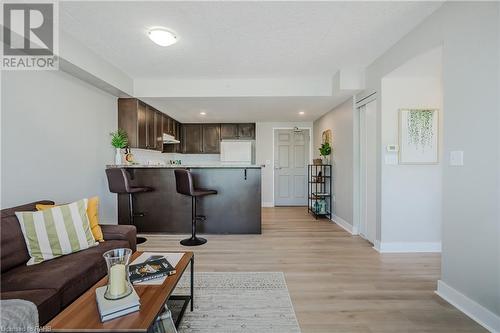 60 Lynnmore Street Unit# 307, Guelph, ON - Indoor Photo Showing Kitchen