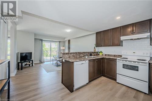 60 Lynnmore Street Unit# 307, Guelph, ON - Indoor Photo Showing Kitchen