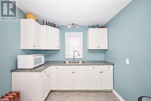 114 Mccain Street, Port Colborne, ON - Indoor Photo Showing Kitchen