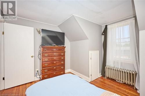 114 Mccain Street, Port Colborne, ON - Indoor Photo Showing Bedroom