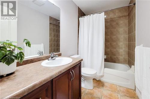 110 Marina Point Crescent, Hamilton, ON - Indoor Photo Showing Bathroom