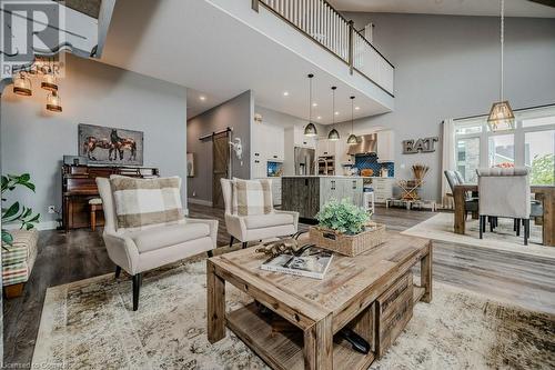 171 New Lakeshore Road, Port Dover, ON - Indoor Photo Showing Living Room