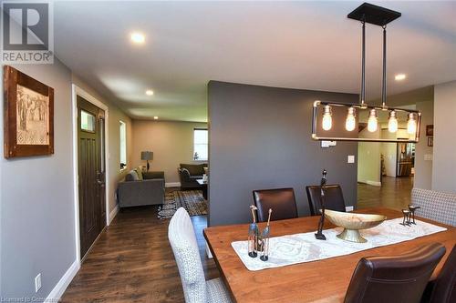 1620 Regional Rd 9 Road, Caledonia, ON - Indoor Photo Showing Dining Room