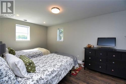 1620 Regional Rd 9 Road, Caledonia, ON - Indoor Photo Showing Bedroom