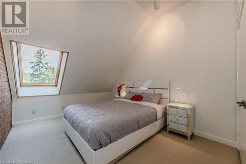 75 Reding Road, Ancaster, ON - Indoor Photo Showing Bedroom