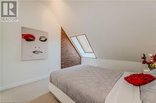 75 Reding Road, Ancaster, ON - Indoor Photo Showing Bedroom