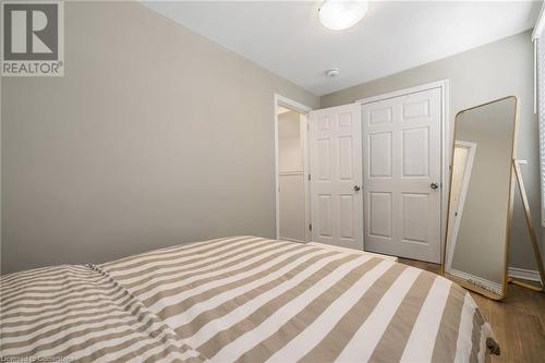 195 Wood Street E, Hamilton, ON - Indoor Photo Showing Bedroom