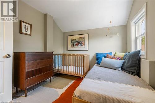 195 Wood Street E, Hamilton, ON - Indoor Photo Showing Bedroom