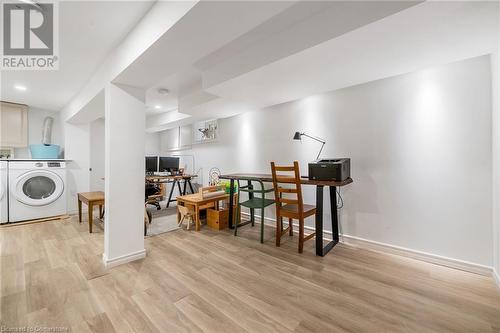 195 Wood Street E, Hamilton, ON - Indoor Photo Showing Laundry Room