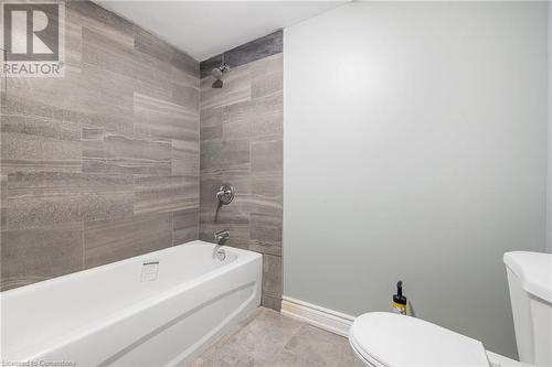 195 Wood Street E, Hamilton, ON - Indoor Photo Showing Bathroom