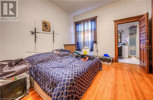 171 Bay Street S, Hamilton, ON - Indoor Photo Showing Bedroom