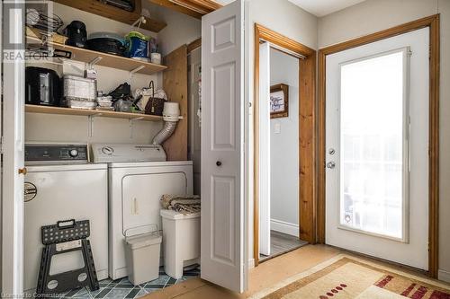 24 Liberty Street, Hamilton, ON - Indoor Photo Showing Laundry Room