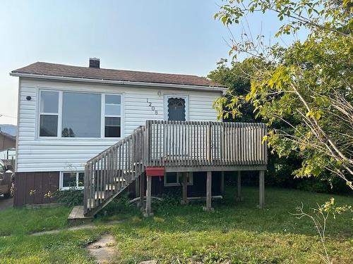 1208 Francis Street W, Thunder Bay, ON - Outdoor