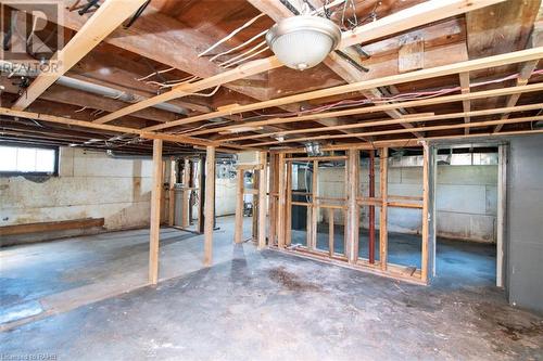 621 Pine Street, Haldimand County, ON - Indoor Photo Showing Basement