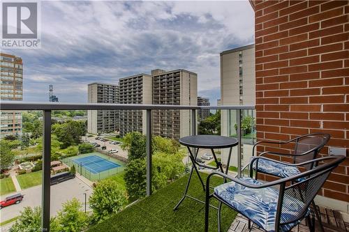 551 Maple Avenue Unit# 814, Burlington, ON - Outdoor With Balcony With Exterior