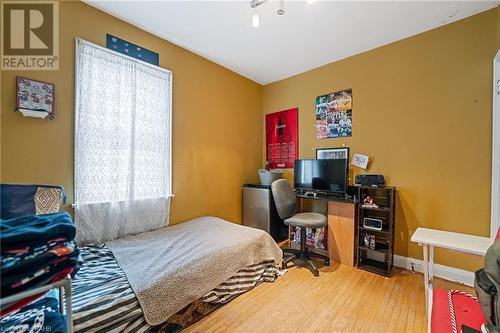 32 Ormonde Avenue, St. Catharines, ON - Indoor Photo Showing Bedroom