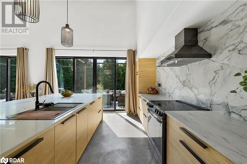 3529 Shannonville Road, Roslin, ON - Indoor Photo Showing Kitchen