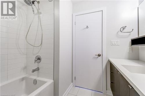 1890 Rymal Road E Unit# 3, Hamilton, ON - Indoor Photo Showing Bathroom