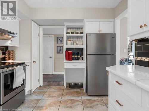 49 Robinson Street Unit# 300, Hamilton, ON - Indoor Photo Showing Kitchen