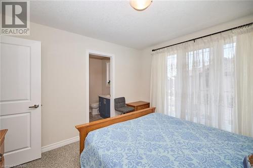 19 Picardy Drive Unit# 2, Stoney Creek, ON - Indoor Photo Showing Bedroom