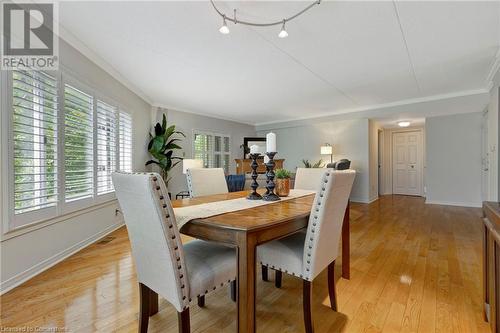 2120 Headon Road Unit# 23, Burlington, ON - Indoor Photo Showing Dining Room