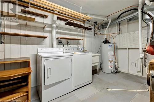 2120 Headon Road Unit# 23, Burlington, ON - Indoor Photo Showing Laundry Room