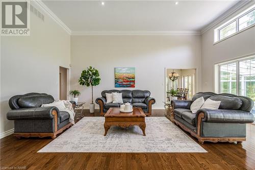 53 Ranch Road, Brantford, ON - Indoor Photo Showing Living Room