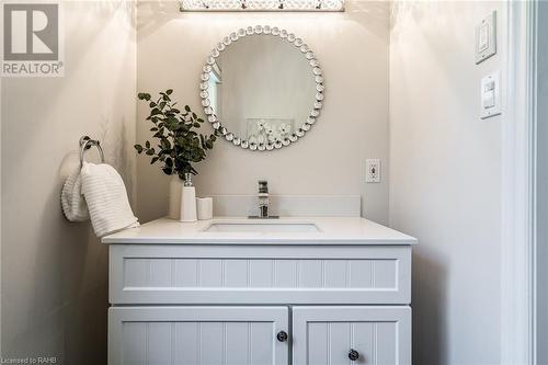 53 Ranch Road, Brantford, ON - Indoor Photo Showing Bathroom