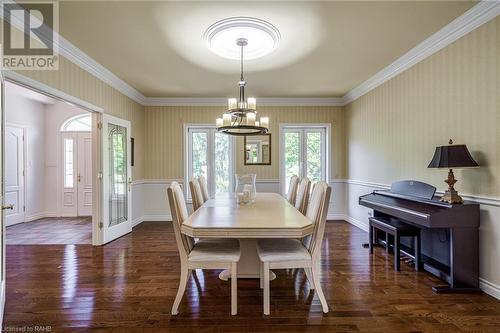 53 Ranch Road, Brantford, ON - Indoor Photo Showing Dining Room