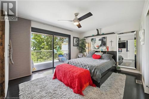 33 Leslie Drive, Stoney Creek, ON - Indoor Photo Showing Bedroom