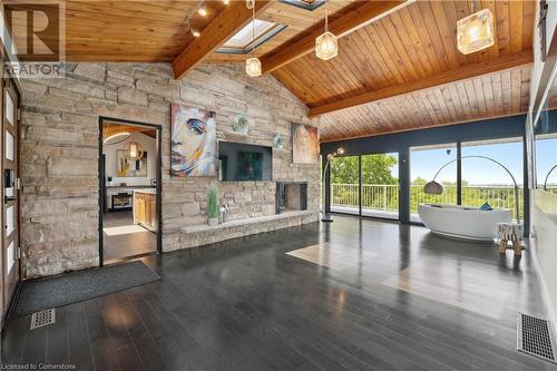 33 Leslie Drive, Stoney Creek, ON - Indoor With Fireplace