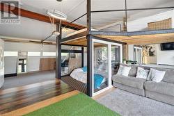 Garage, loft bed structure can be taken down easily upon closing! - 